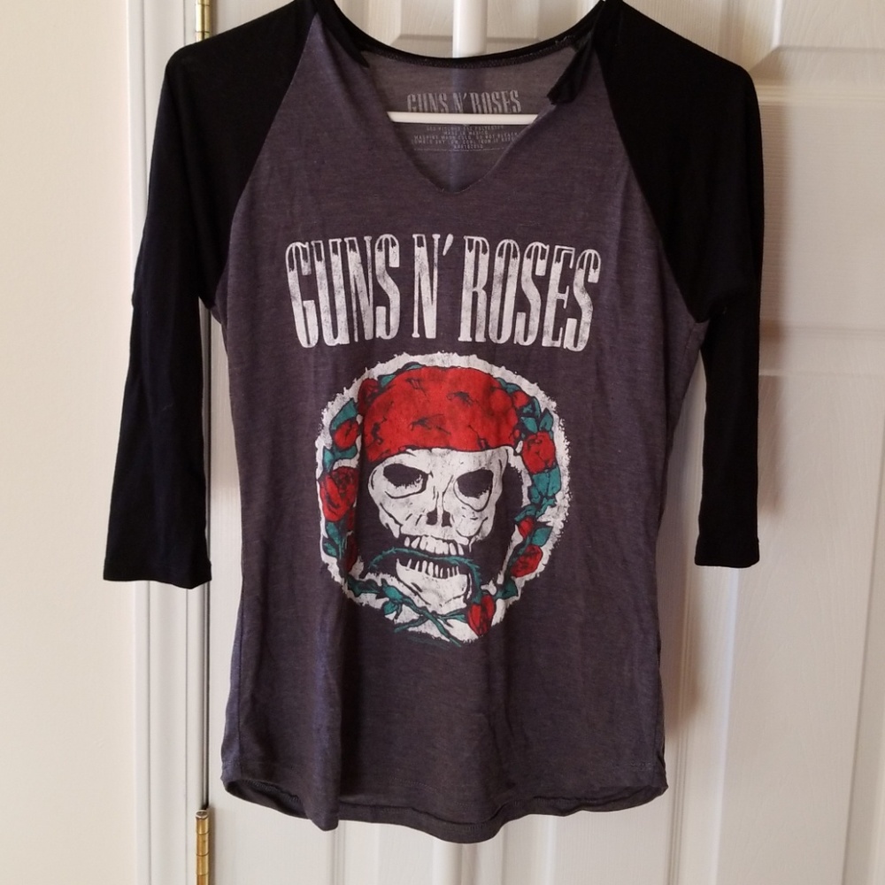 Guns N Roses 3/4 sleeve graphic tee (NWOT)